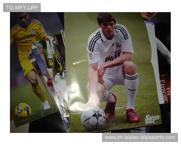 足球签名墙记录的球星历程如何影响年轻球员比赛动力